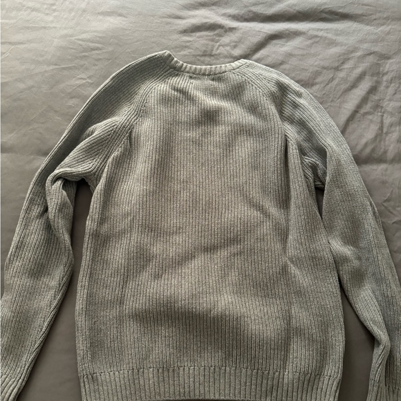 Zara Sweater - Picture 3 of 3